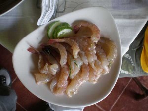 raw-shrimps-presentation