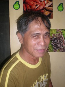 poldo-baral Poldo Baral lost his hair because of shampoo