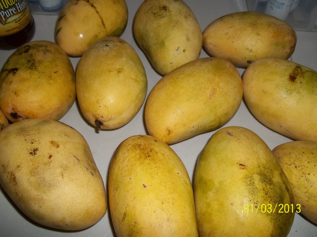 naturally ripened mangoes